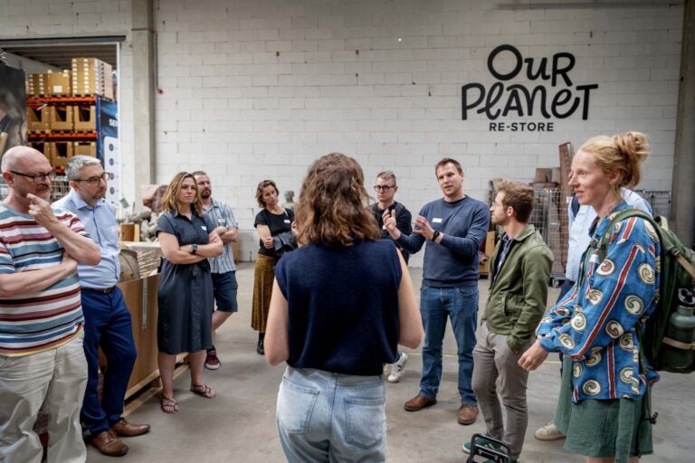 Rondleiding Care & Repair Center A.S.Adventure